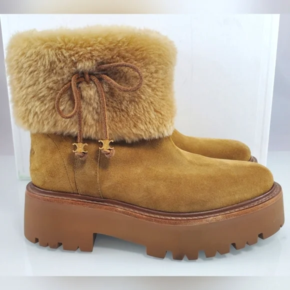 NWT$1,500 CELINE Bulky Brown Suede Triomphe Logo Fur Lined Ankle Boots Sz 36 (6) - Picture 8 of 15